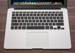 Thay Bàn phím MacBook Air 13-inch, Late 2008 MB543 MB940